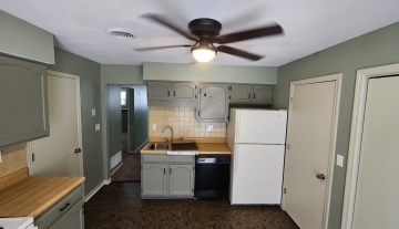 1501 S 2nd Apt 4 pics after rehab 4.jpg